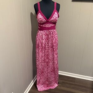 Sofia by Sofia Vergara Fuchsia and White Padded Bra Wrap Strap Formal Maxi Dress